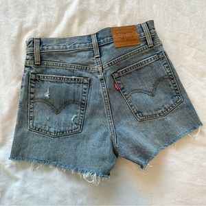 Levi’s Wedgie Fit Shorts